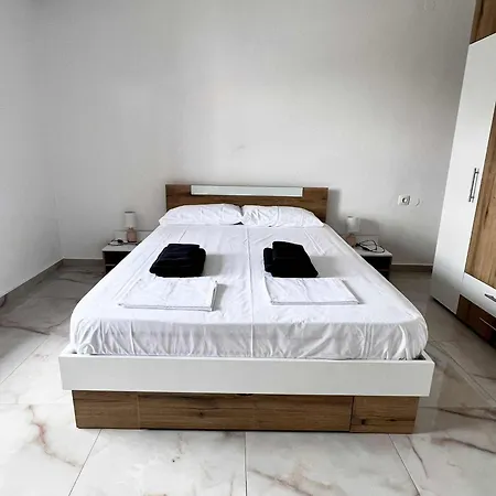 Summer Vibes 3 * نيا إيراكليا