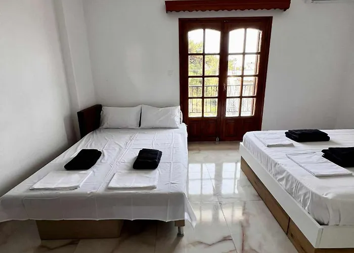 Summer Vibes 3 Nea Iraklia