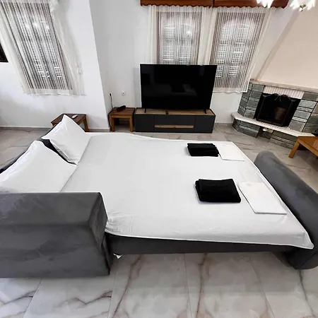 Summer Vibes 3 דירה ניאה אירקליה